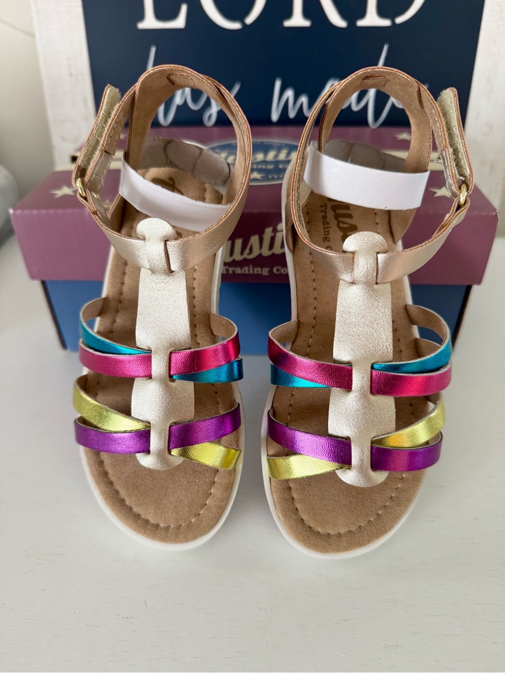 NEW Girls Metallic Multi-Color Strap Sandals